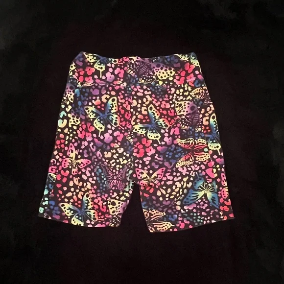 HIGH WAISTED BIKER SHORTS - MULTI BUTTERFLY - Picture 2 of 2